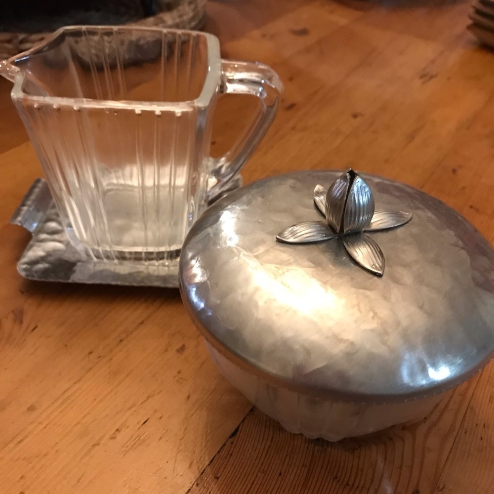 ▪️VINTAGE Creamer & Sugar Set